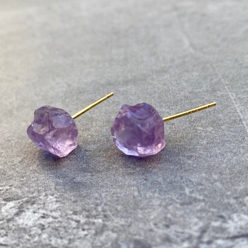 Light Amethyst Crystal Stud Earrings - Picture 4 of 7